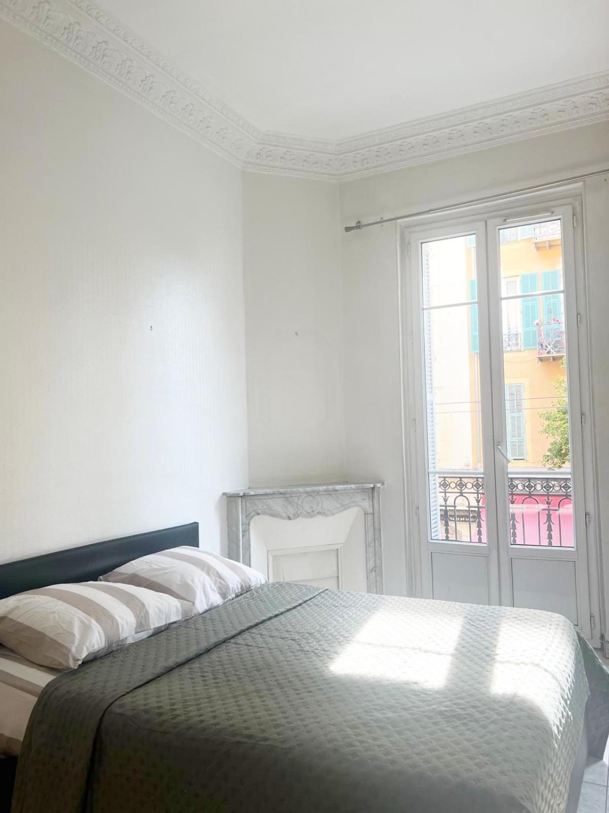 Spacieux Appartement Climatise Centre Ница Екстериор снимка